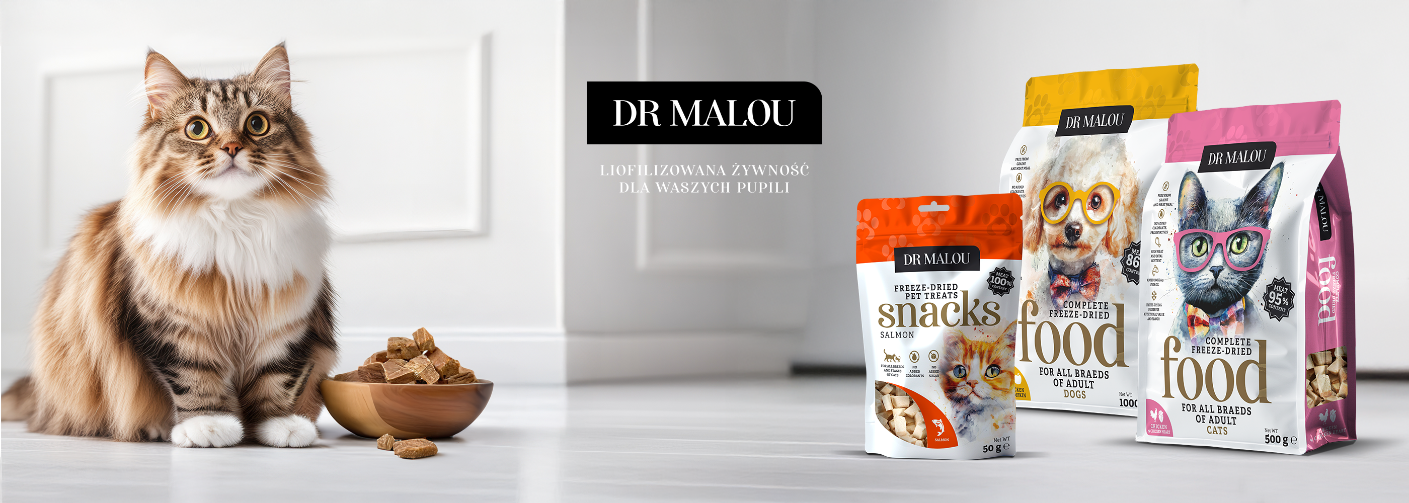 zdjęcie przedstawiające karmę oraz smaczki dla pupili oraz kota z karmą na stronie dr malou